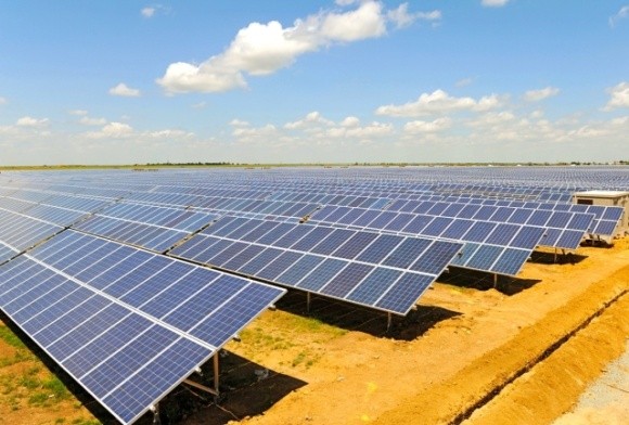 Португалія виділяє фермерам 10 млн євро на будівництво сонячних електростанцій фото, ілюстрація