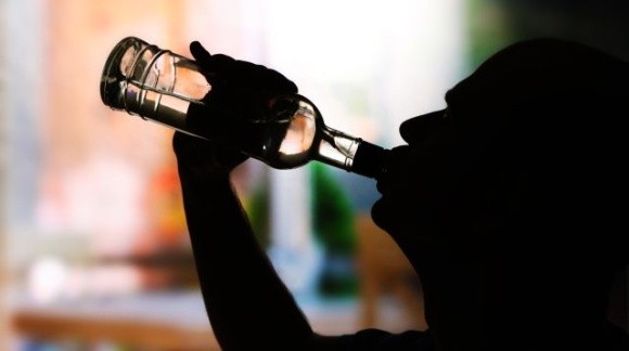 Українці витратили на спиртне 8 млрд гривень за півроку. Найбільше п'ють на Дніпропетровщині фото, ілюстрація