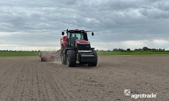 У Групі АГРОТРЕЙД посіяли технічні коноплі фото, ілюстрація