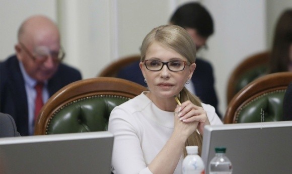 Тимошенко оскаржить у КС законність запуску ринку землі без всеукраїнського референдуму фото, ілюстрація