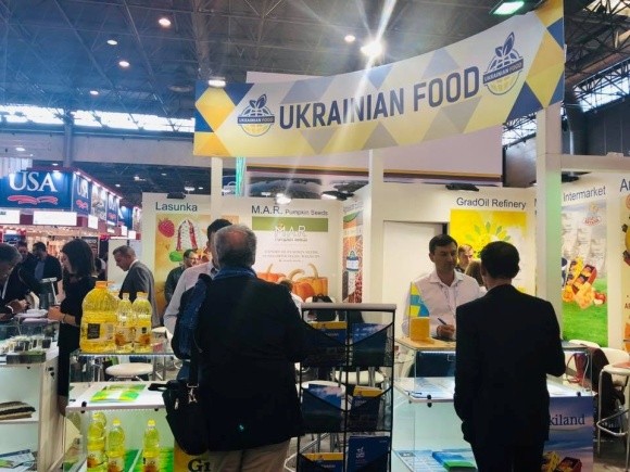 Близько 60 компаній з України беруть участь у найбільшій продовольчій виставці світу SIAL Paris 2018 фото, ілюстрація
