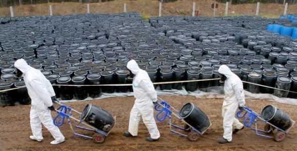 Проблема утилізації непридатних пестицидів є актуальною не лише для України фото, ілюстрація