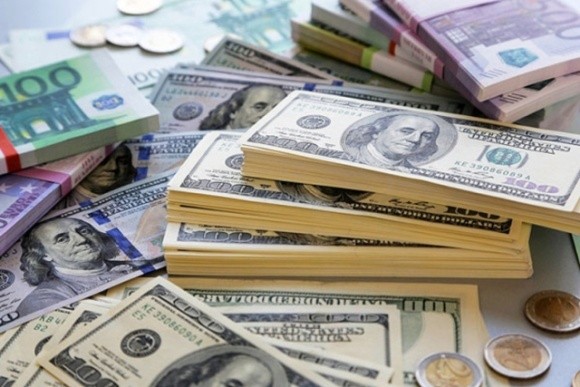 У Нацбанку не очікують припливу іноземної валюти для купівлі землі фото, ілюстрація