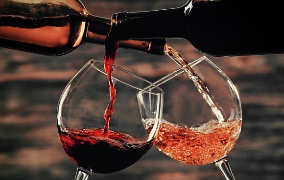 Провідну грузинську виноробну компанію внесли до переліку міжнародних спонсорів війни фото, ілюстрація