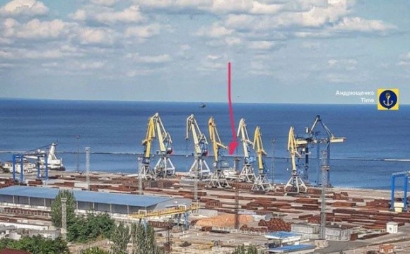 Росіяни наростили темпи вивезення краденого зерна з маріупольського порту фото, ілюстрація