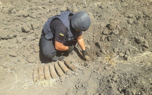 На Кіровоградщині під час польових робіт виявили небезпечні знахідки фото, ілюстрація