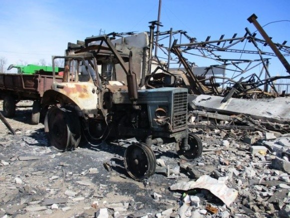 На Запоріжжі рашисти знищили тракторну бригаду фото, иллюстрация