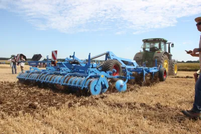 Дві серії культиваторів Lemken для стерньового обробітку Karat і Kristal