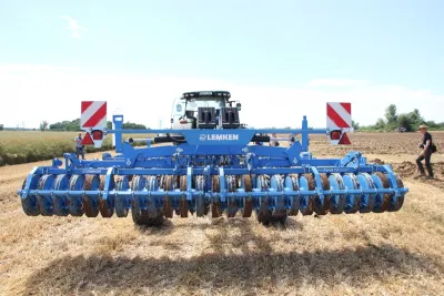 Дві серії культиваторів Lemken для стерньового обробітку грунту Karat i Kristal 
