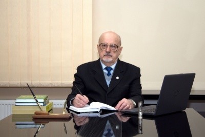 Ю.В. Самусенко, кандидат химических наук