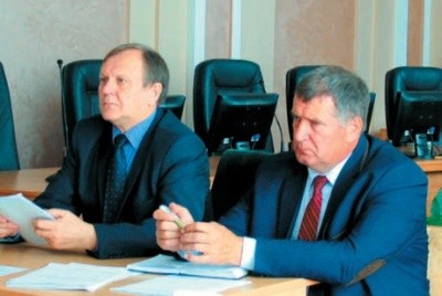 Микола Стрижак, президент АФЗУ, та Віктор Гончаренко, перший віце-президент АФЗУ, проводять засідання ради АФЗУ