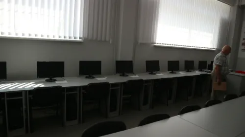 Центр точного землеробства обладнаний комп'ютерними симуляторами сучасних сільгоспмашин