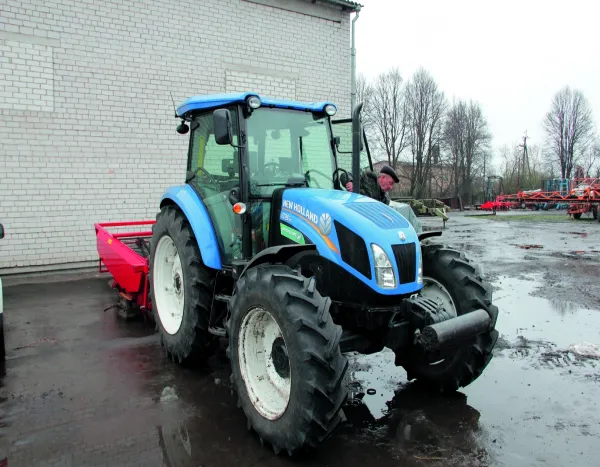 Трактор New Holland TD5.110