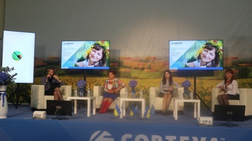 панельна дискусія "Жінки в агробізнесі", організована компанією Corteva Agrisciences